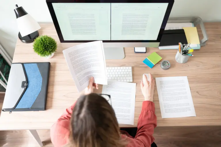 text justification on screen and on paper
